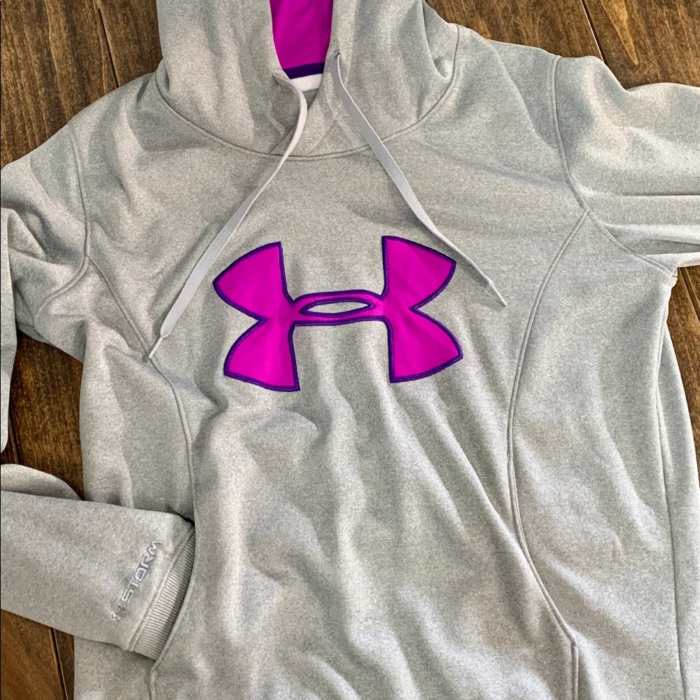 🛑SOLD🛑Light Gray and Purple UNDER ARMOUR hoodie